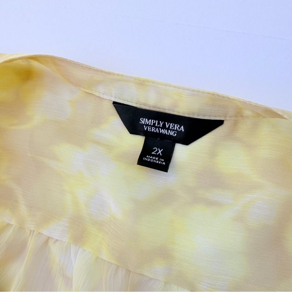 Woman’s Simply Vera Vera Wang Blouse / Camisole Combination Size 2X - Picture 3 of 5
